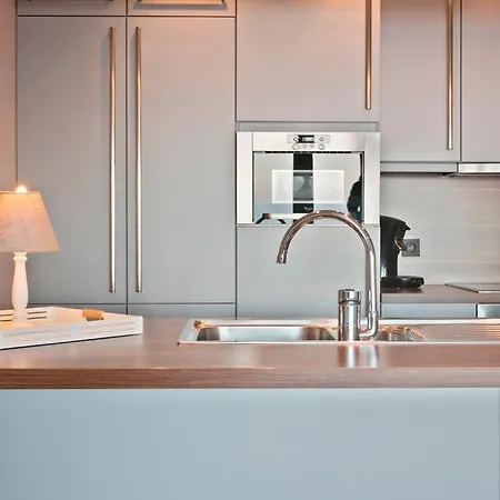 Montezuma Luxe Met Frontaal Zeezicht Zonder Aparte Slaapkamer * 奥斯滕德