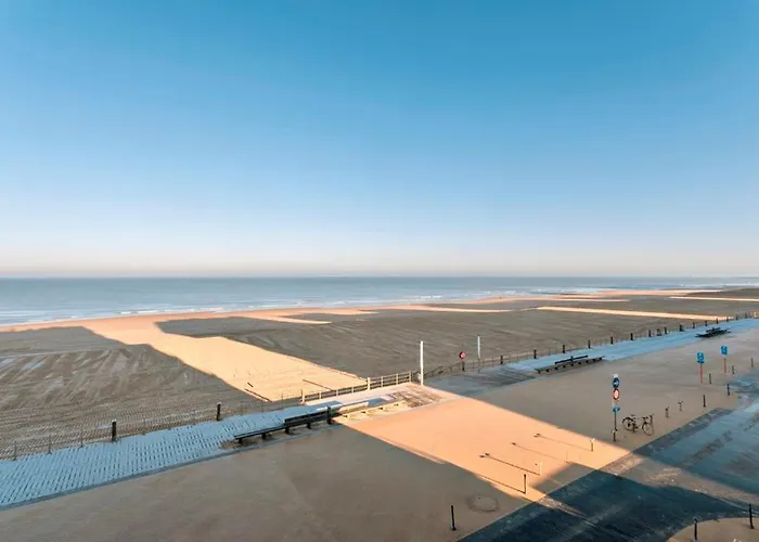 Apartamento Montezuma Luxe Met Frontaal Zeezicht Zonder Aparte Slaapkamer Ostend